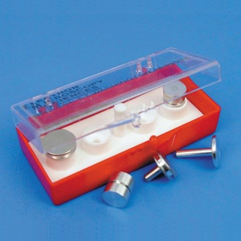 SEM specimen mount storage box, 4 cylinder mounts